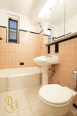 Sold by Dorsa Group | media 19