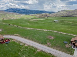 121 Oak Ridge Cir, Oak Creek, CO 80467