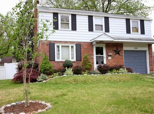 520 Ridley Cir, Morton, PA 19070