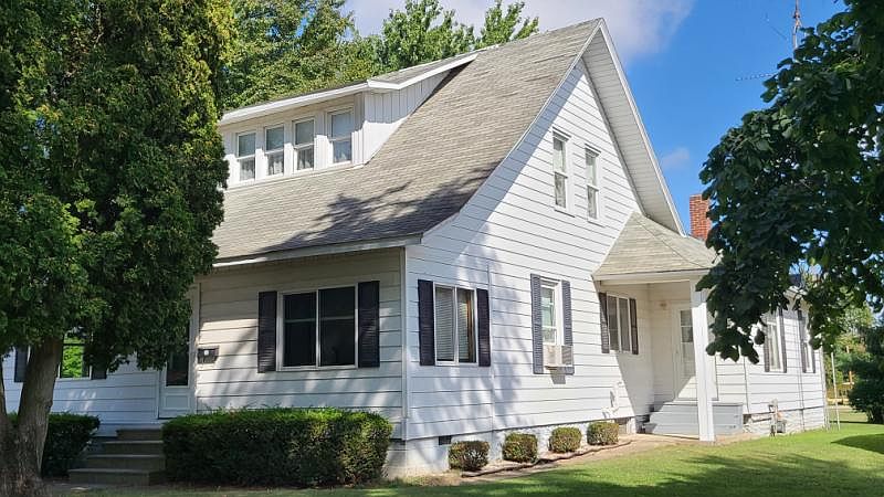 1st image of 2555 Black River St