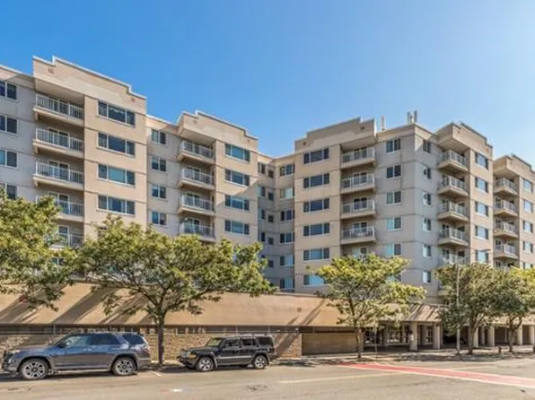 30 Chelsea St APT 305, Everett, MA 02149