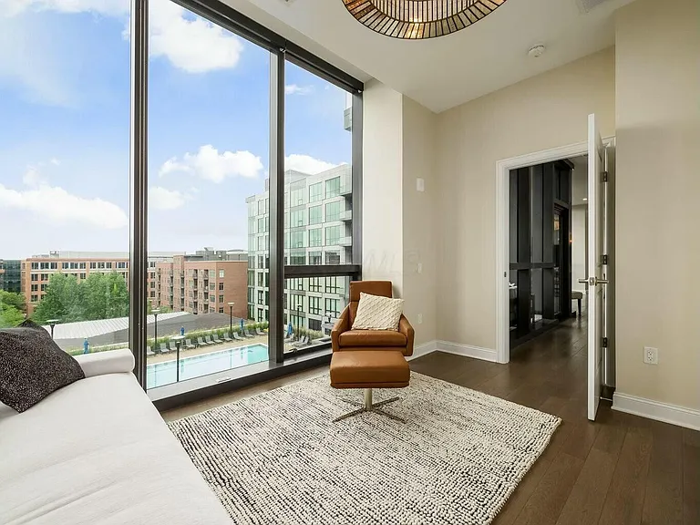 250 Spring St #713 — Photo 16