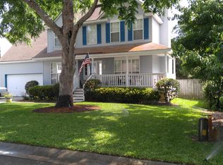 1528 Old Village Dr, Mount Pleasant, SC 29464