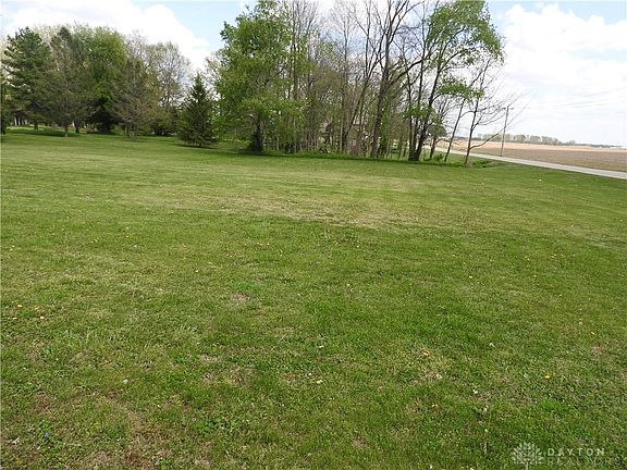 3rd image of 2105 E Loy Rd