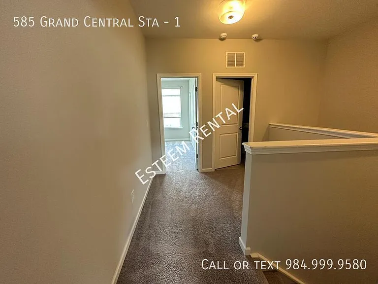 585 Grand Central Sta #1 — Photo 31