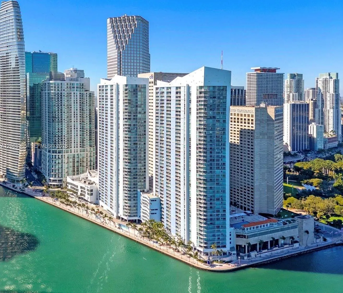 One Miami East Condo — Photo 2