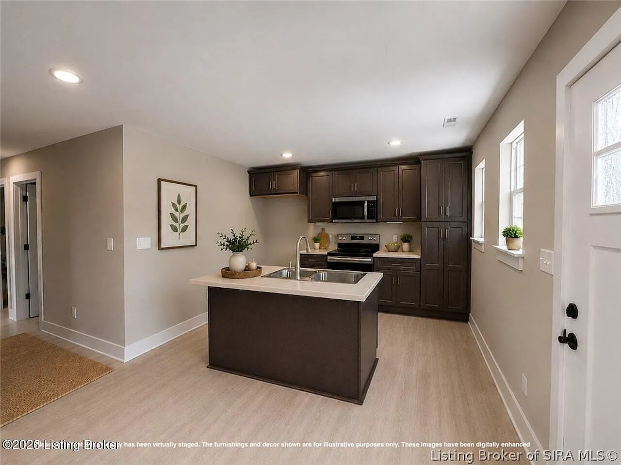 3 bed, 2.0 bath, 1100 sqft, $1,795 — Photo 4