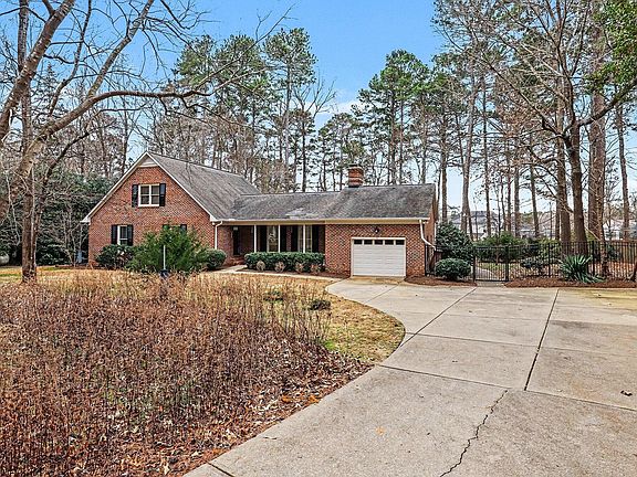 2nd image of 2529 Countrywood Rd