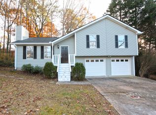 3020 Mill Ct, Douglasville, GA 30135