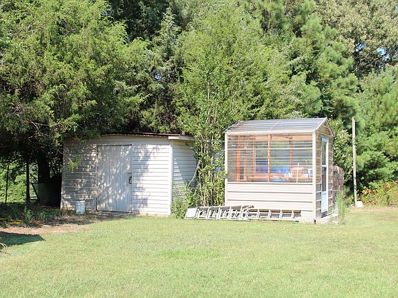 Backyard Storage & Greenhous
