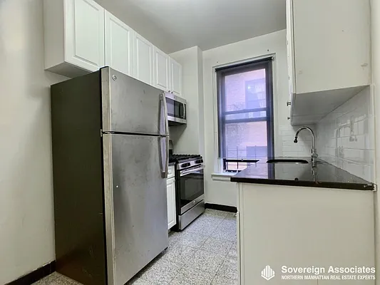 Rented by Sovereign Associates | media 9