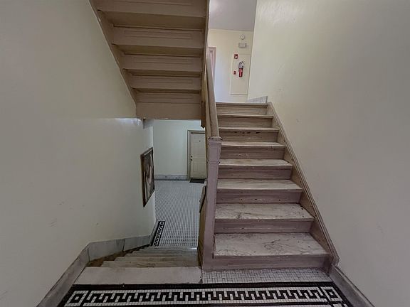2nd image of 23 Belvidere Ave APT 22