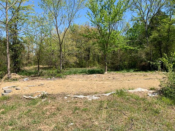 3rd image of 3408 Highway 71 S