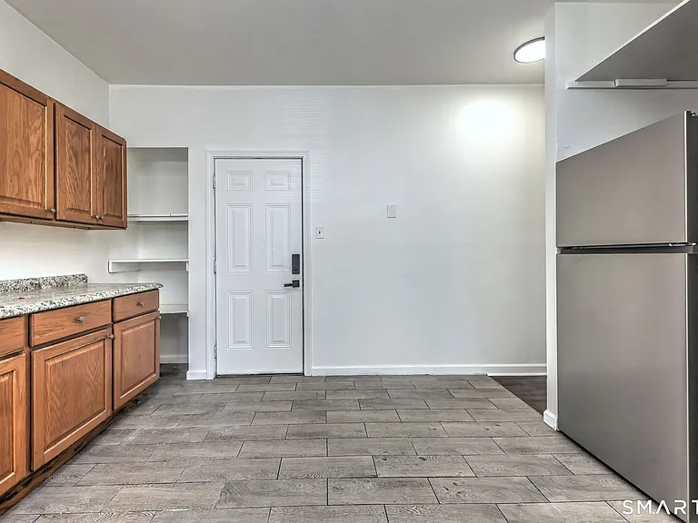 483 Ferry St #1 — Photo 17