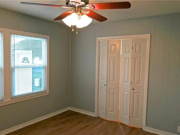 902 N Wall St — Photo 12