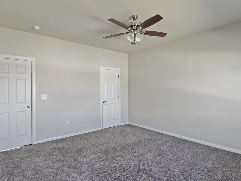 13697 Karen St — Photo 13