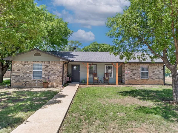 108 Bruce St, Brady, TX 76825