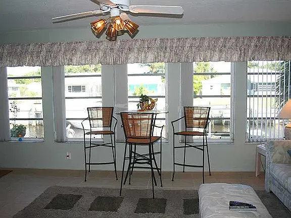 2583 Oberon Rd — Photo 9