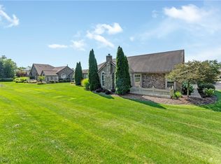 276 Sandover Dr, Aurora, OH 44202