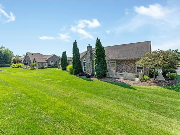 276 Sandover Dr, Aurora, OH 44202