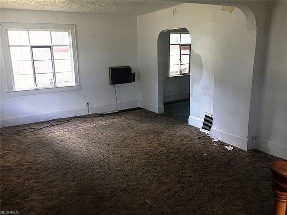 3rd image of 515 Bina Ave