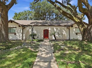 11507 Barwood Bend Dr, Houston, TX 77065