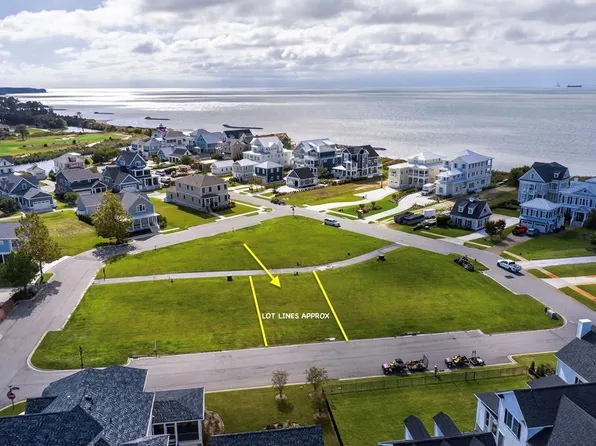 519 Brass Ring Ave, Cape Charles, VA 23310