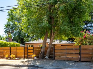22538 Burbank Blvd, Woodland Hills, CA 91367