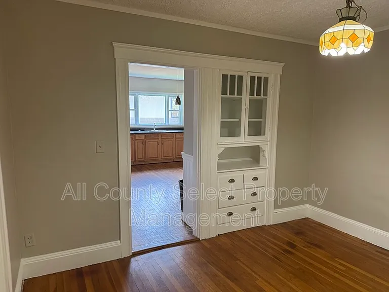 195 Jefferson Ave #1 — Photo 14