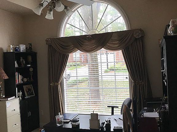 4th image of 104 Tahoe Ct