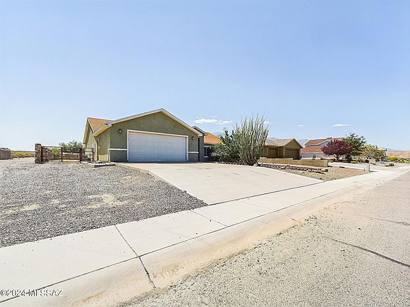 3rd image of 3889 W Valley View Rd