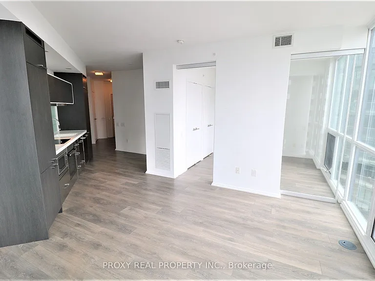 45 Charles St E #3507 — Photo 9