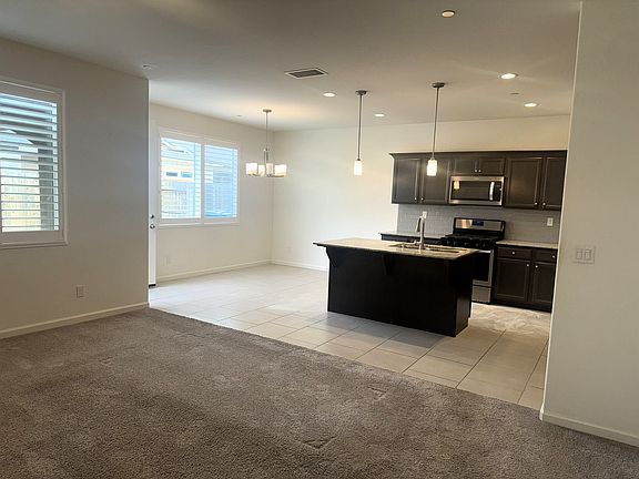 5th image of 4324 N Sandrini Ave