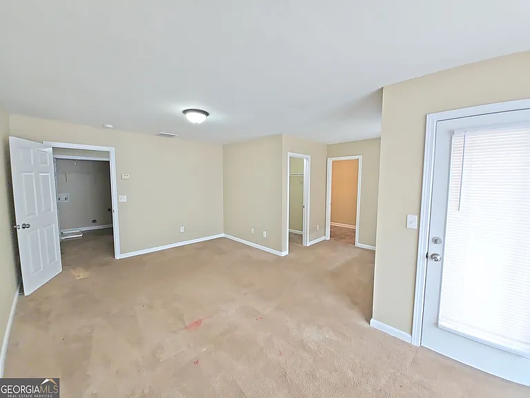1098 McConaughy Ct — Photo 9