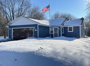 119 Staffordshire Dr NE, Poplar Grove, IL 61065