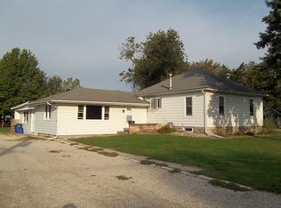 1721 S Oak St, Pontiac, IL 61764