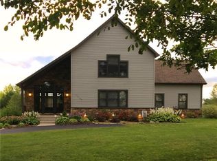 11199 Stage Rd, Akron, NY 14001