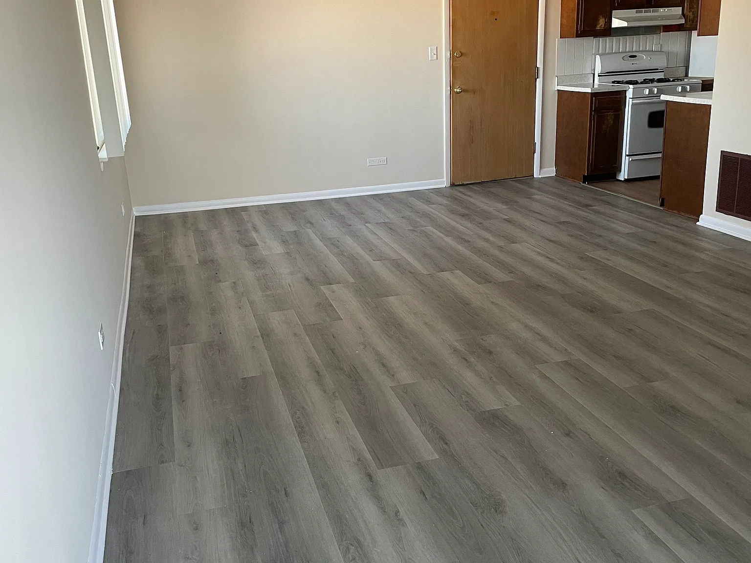 1 bed, 675 sqft, $1,400 — Photo 3
