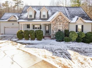 4001 Hopkins Trace Ln, Zebulon, NC 27597