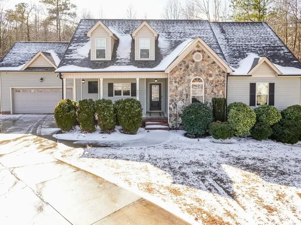 4001 Hopkins Trace Ln, Zebulon, NC 27597