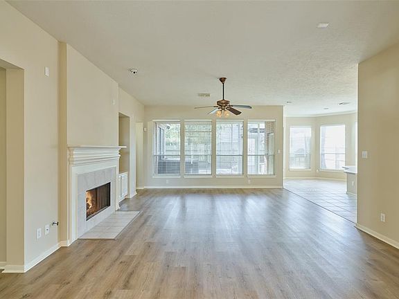 5th image of 3227 Willow Wood Trl