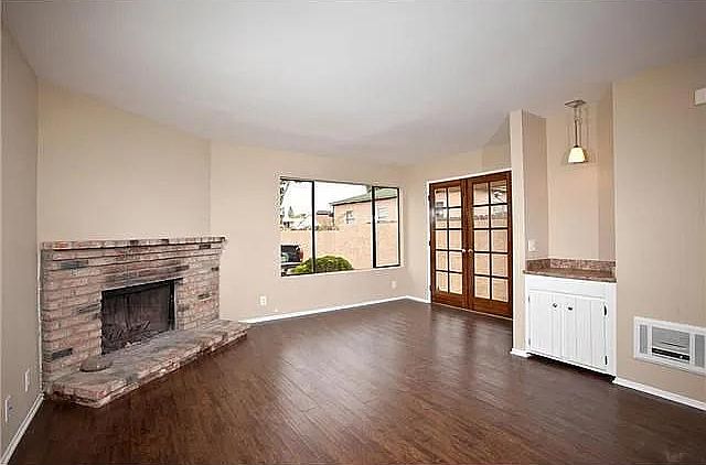 1st image of 2040 Diamond St Unit 3