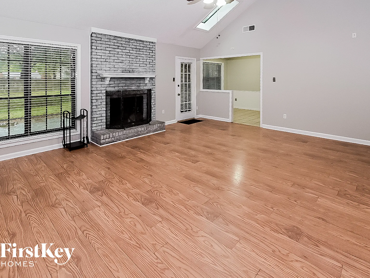 3 bed, 2.0 bath, 1676 sqft, $1,835 — Photo 4