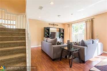 Home For Sale In Banyan Trails