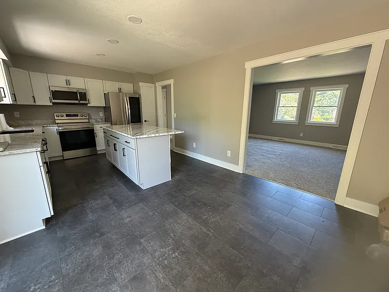 1606 Sunnyacres Rd — Photo 8