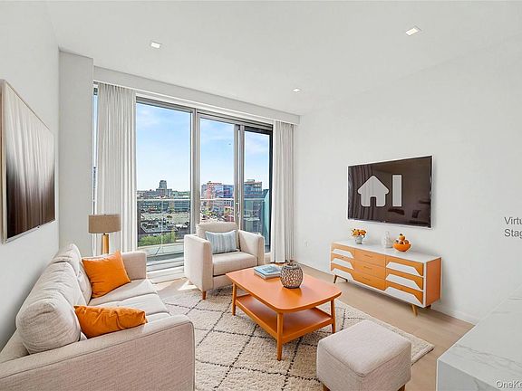 3rd image of 35-32 Leavitt Street #12B