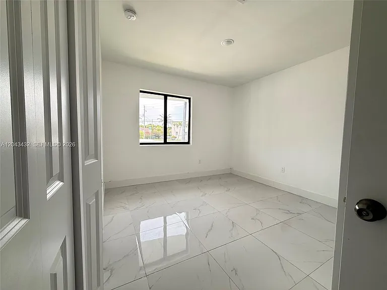 450 Beacom Blvd #A — Photo 7