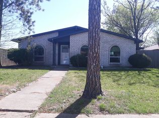 5526 Kerry Ln, Garland, TX 75043