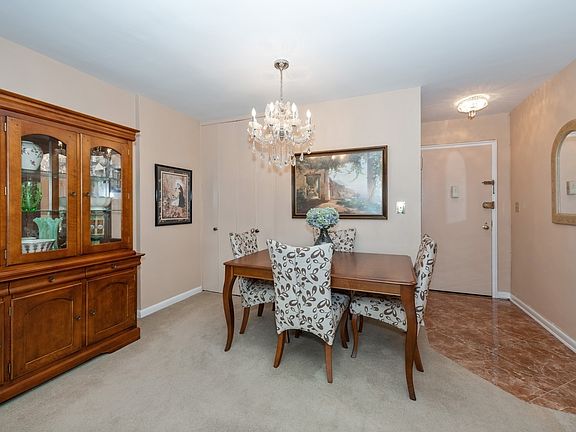 5th image of 23-55 Bell Blvd #4J