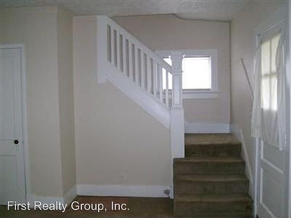 5th image of 1103 Highland Ave